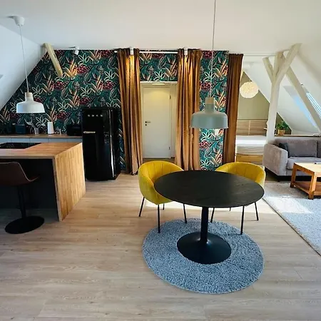 Διαμέρισμα Gemuetliches Mit Viel Platz 70qm, Ruhig